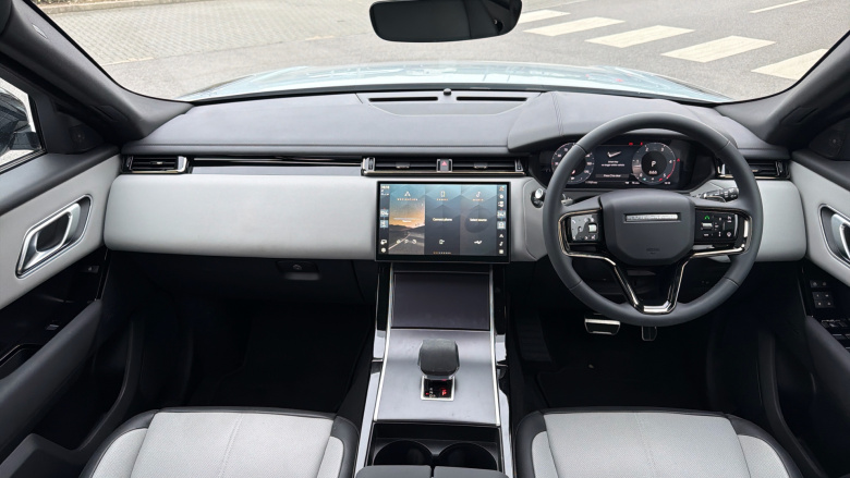 Land Rover Range Rover Velar 3.0 D300 MHEV Dynamic SE 5dr Auto Diesel Estate